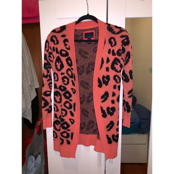 Cheetah sweater - Picture 1 of 1